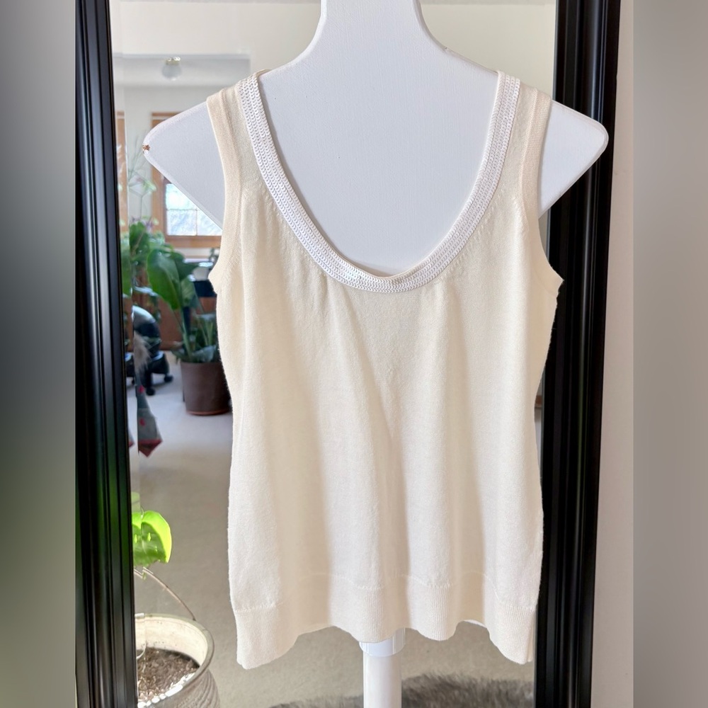 WORTH Wool Blend Cream Sleeveless Sweater With Sequins Neckline